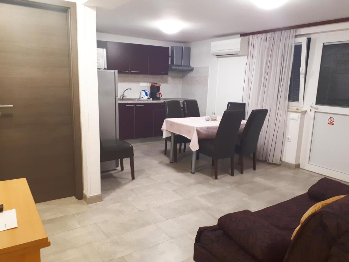 מאלינסקה Blue Sky Residence מראה חיצוני תמונה